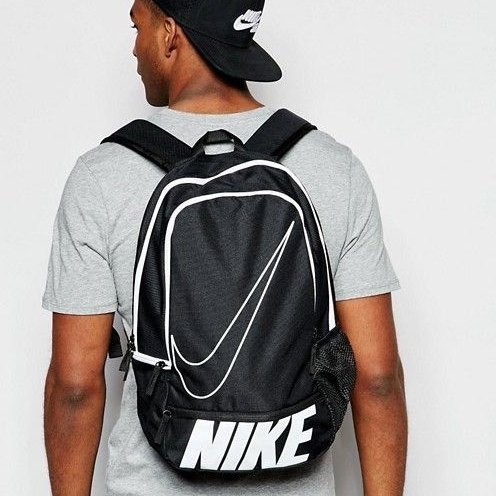 mochilas nike